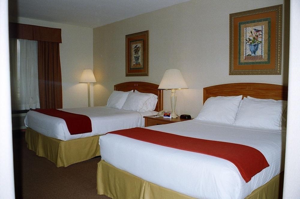 Holiday Inn Express Hotel And Suites Brownsville By Ihg Buitenkant foto