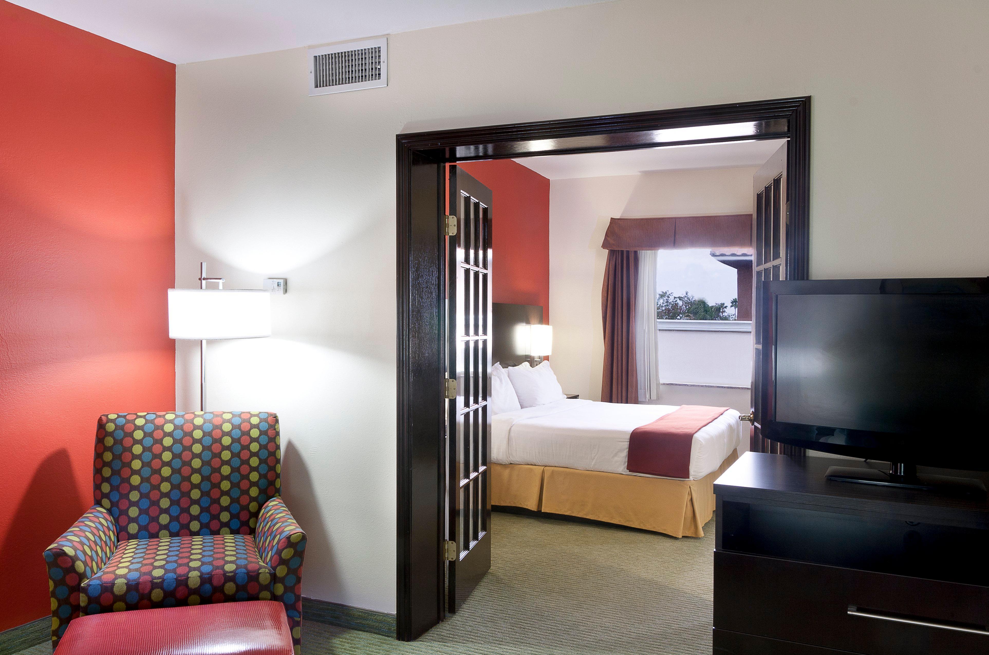 Holiday Inn Express Hotel And Suites Brownsville By Ihg Buitenkant foto