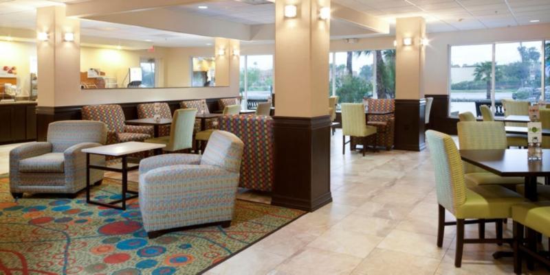 Holiday Inn Express Hotel And Suites Brownsville By Ihg Buitenkant foto
