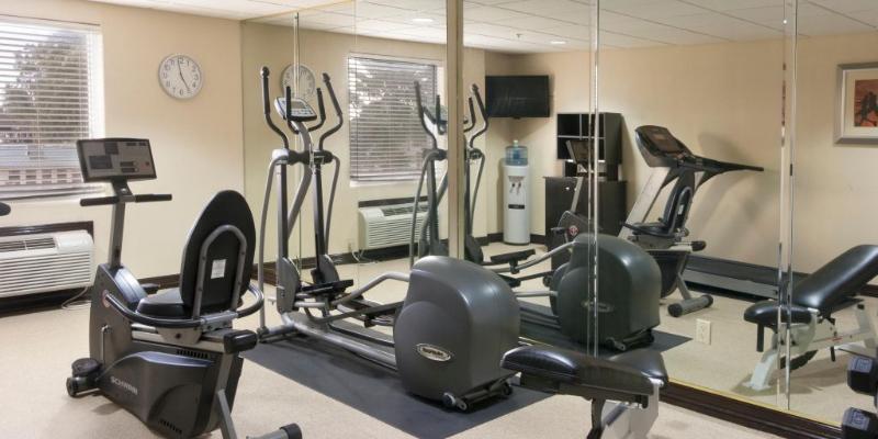Holiday Inn Express Hotel And Suites Brownsville By Ihg Buitenkant foto